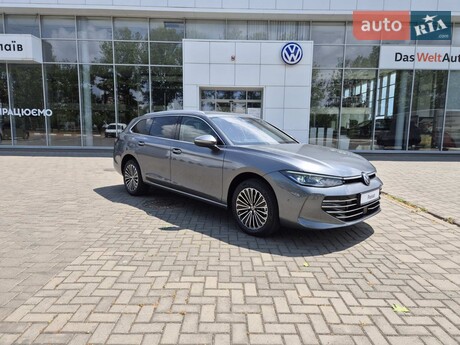 Volkswagen Passat 2025