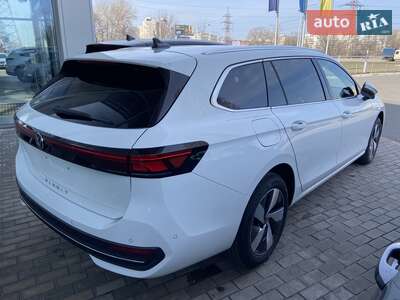 Новый Volkswagen Passat 2025 - фото 2