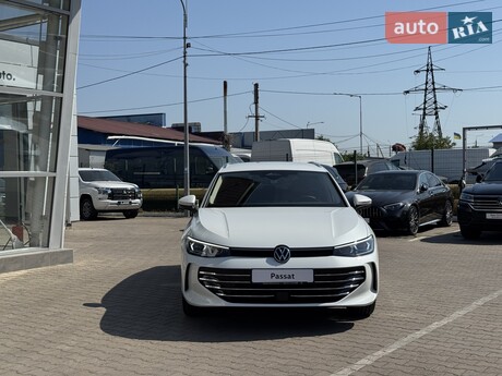 Volkswagen Passat 2025