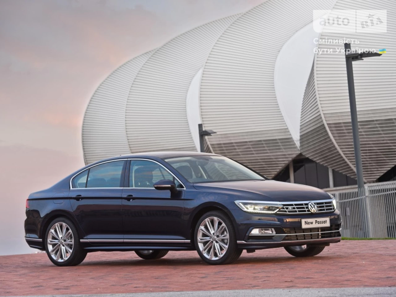 Volkswagen Passat Premium R-line