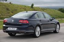 Volkswagen Passat Premium R-Line