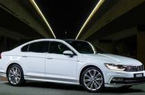 Volkswagen Passat Premium R-line