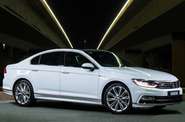 Volkswagen Passat Premium R-Line