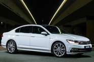 Volkswagen Passat Premium R-Line