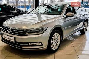 Volkswagen Passat 2018 року