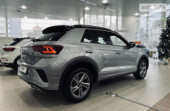 Volkswagen T-Roc 2023 R-Line