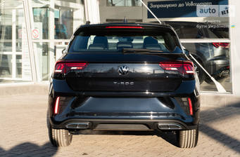 Volkswagen T-Roc 2023 R-Line