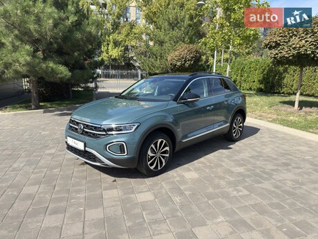 Volkswagen T-Roc 2025