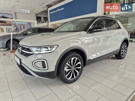 Volkswagen T-Roc 2025