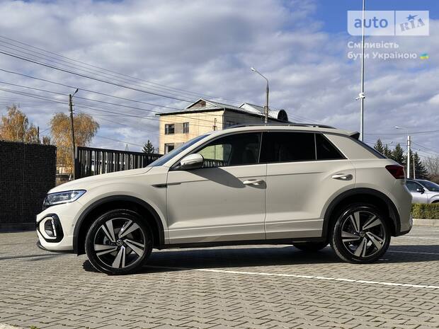 Volkswagen T-Roc 2025