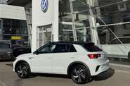 Volkswagen T-Roc R-Line+
