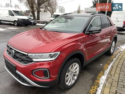 Новий Volkswagen T-Roc 2025 - фото 4