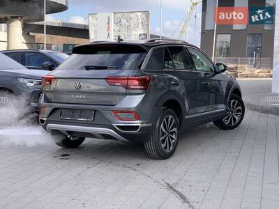 Новый Volkswagen T-Roc 2025 - фото 3