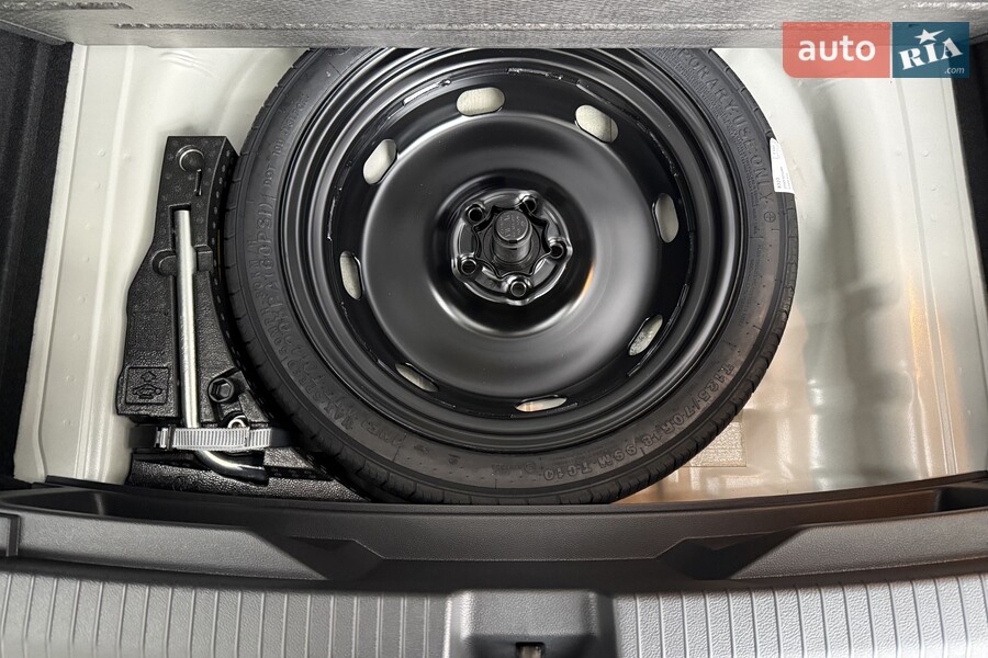 Volkswagen T-Roc - фото 25