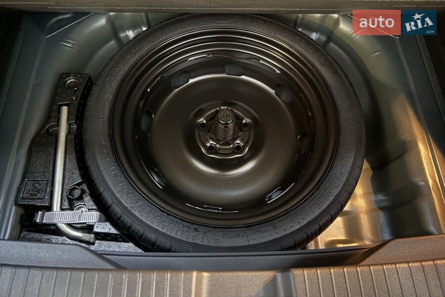 Volkswagen T-Roc - фото 20