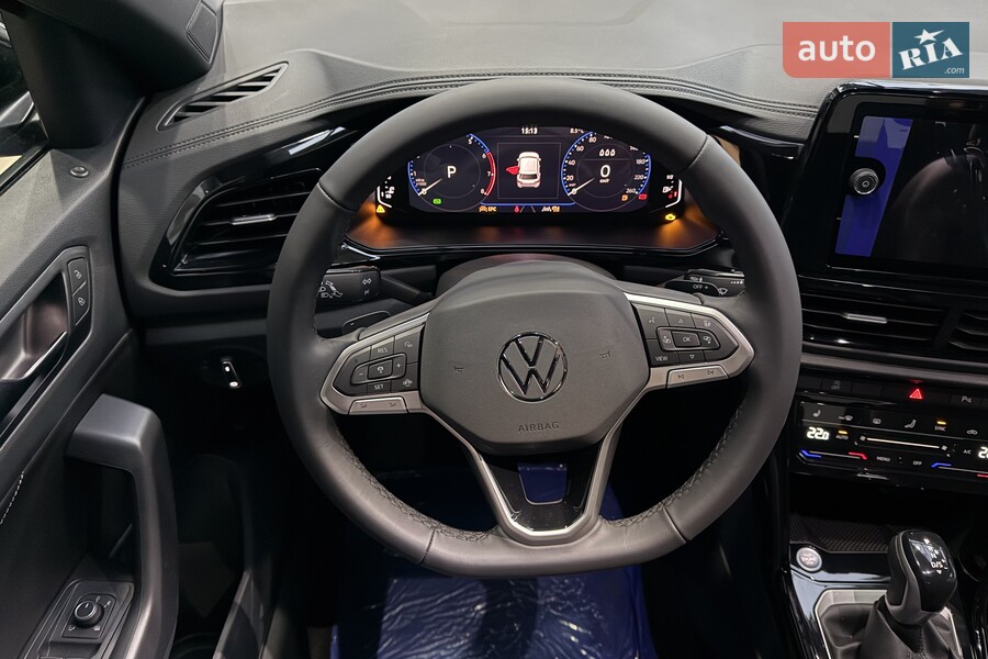 Volkswagen T-Roc - фото 17