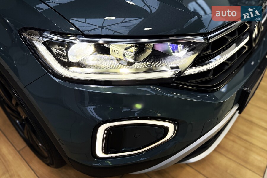 Volkswagen T-Roc - фото 10