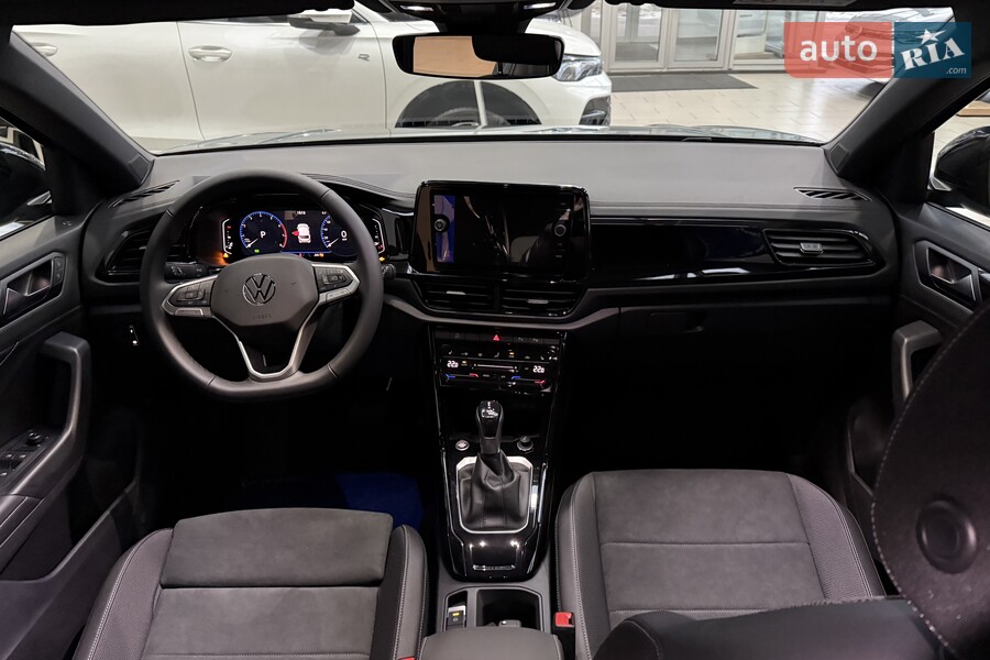 Volkswagen T-Roc - фото 19