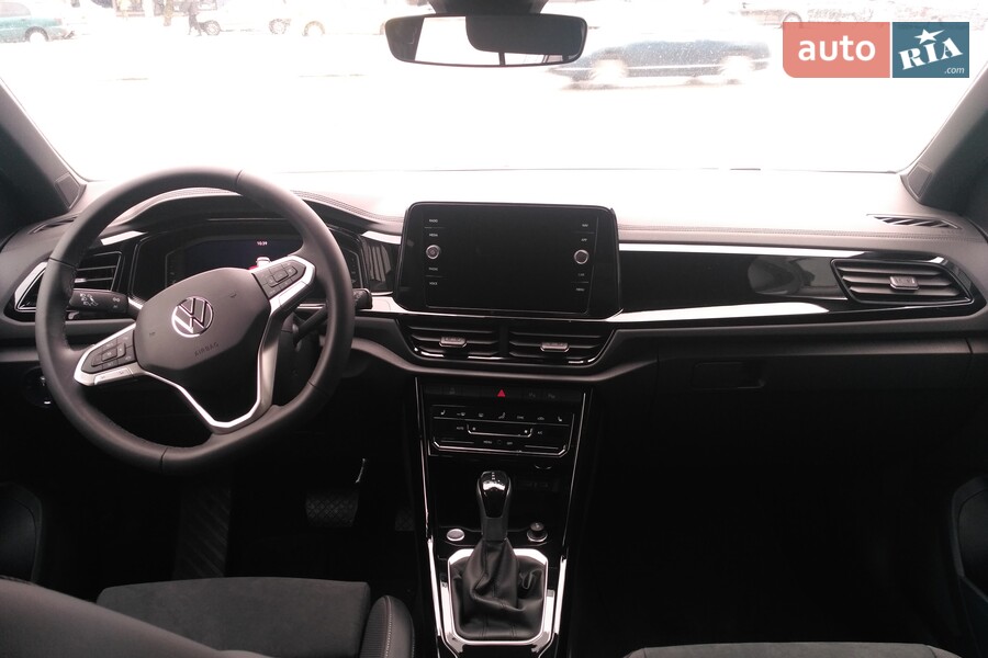 Volkswagen T-Roc - фото 23