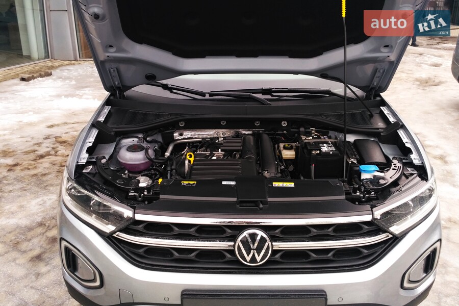 Volkswagen T-Roc - фото 33