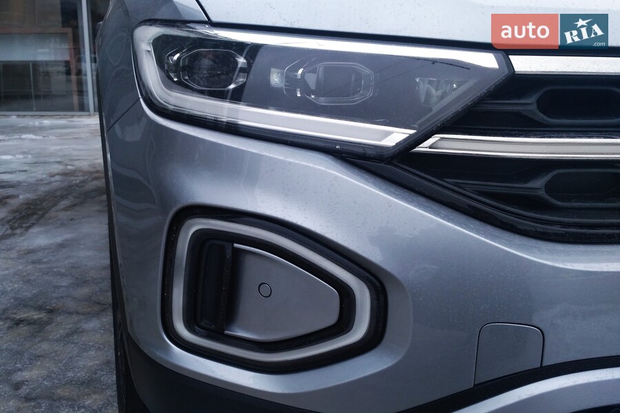 Volkswagen T-Roc - фото 10