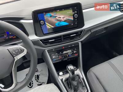 Новий Volkswagen T-Roc 2025 - фото 4