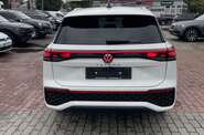 Volkswagen Tayron R-Line Platinum