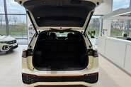 Volkswagen Tayron R-Line Platinum