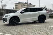 Volkswagen Tayron R-Line Platinum