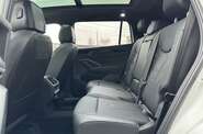 Volkswagen Tayron R-Line Platinum