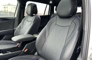 Volkswagen Tayron R-Line Platinum