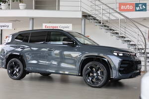 Volkswagen Tayron R-Line Platinum