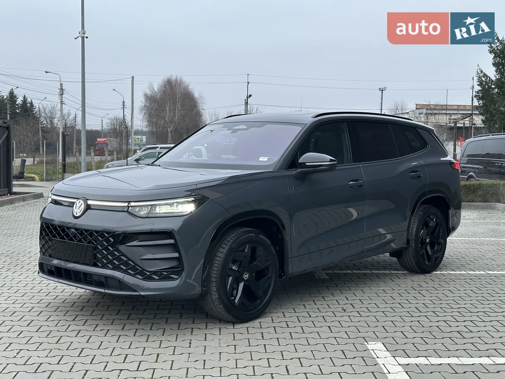 Volkswagen Tayron R-Line Platinum