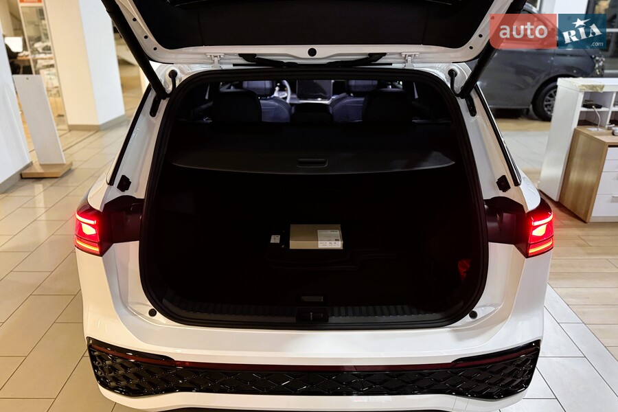 Volkswagen Tayron - фото 13