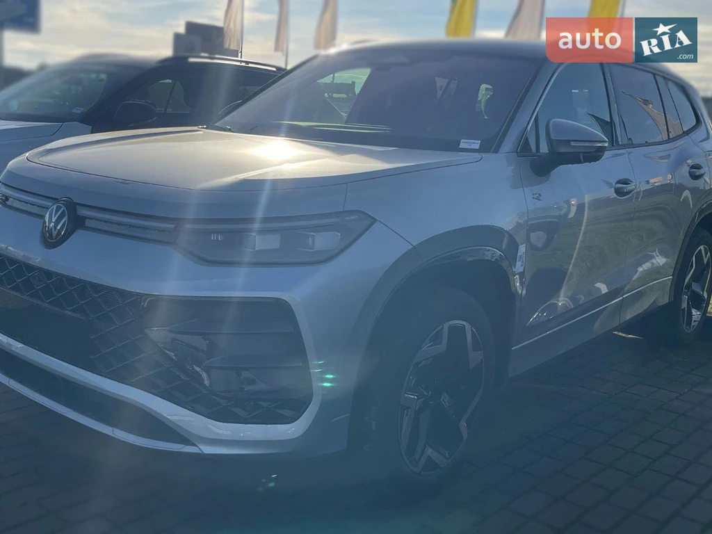 Volkswagen Tayron R-Line Platinum