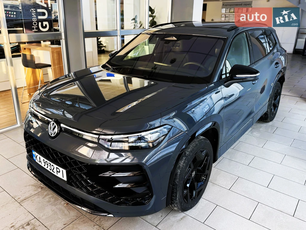 Volkswagen Tayron R-Line Platinum