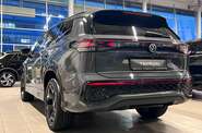Volkswagen Tayron R-Line Platinum