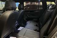 Volkswagen Tayron R-Line Platinum
