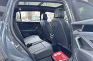 Volkswagen Tayron R-Line Platinum