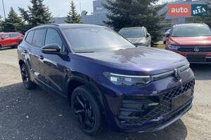 Volkswagen Tayron R-Line Platinum