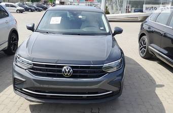 Volkswagen Tiguan 2022 Basis