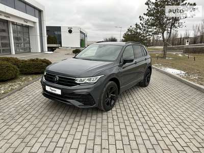 Volkswagen Tiguan R-Line 2.0 TSI DSG (220 к.с.) 4Motion 2023