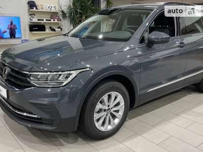 Volkswagen Tiguan 2024 Life