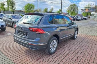 Volkswagen Tiguan 2024 Life