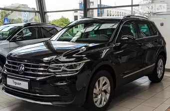 Volkswagen Tiguan Elegance 2.0 TSI DSG (220 к.с.) 4Motion - фото 1