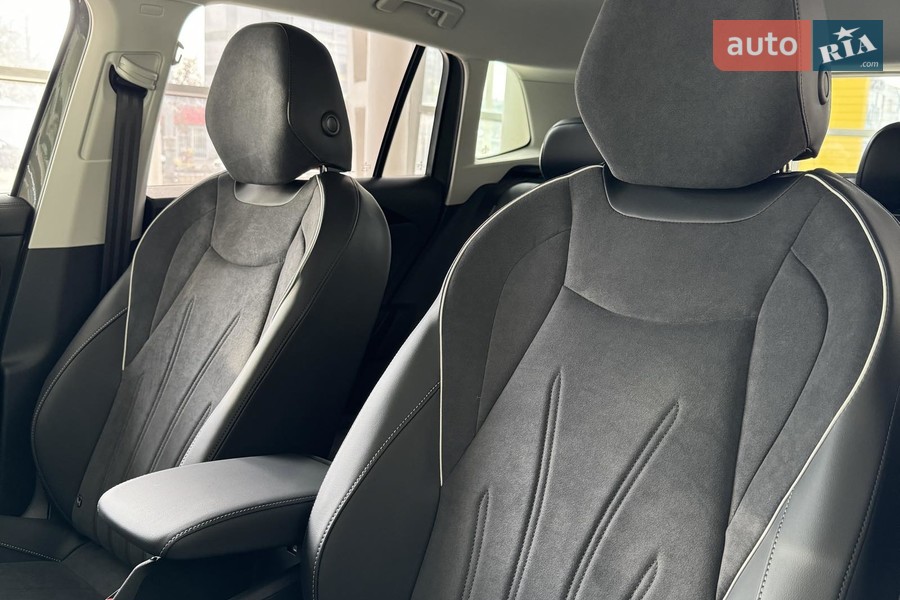 Volkswagen Tiguan - фото 12