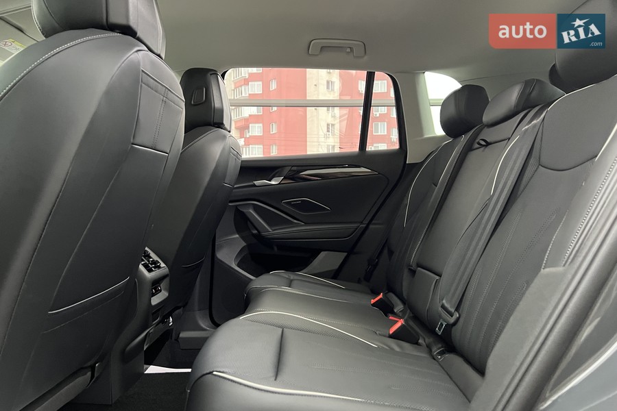 Volkswagen Tiguan - фото 19
