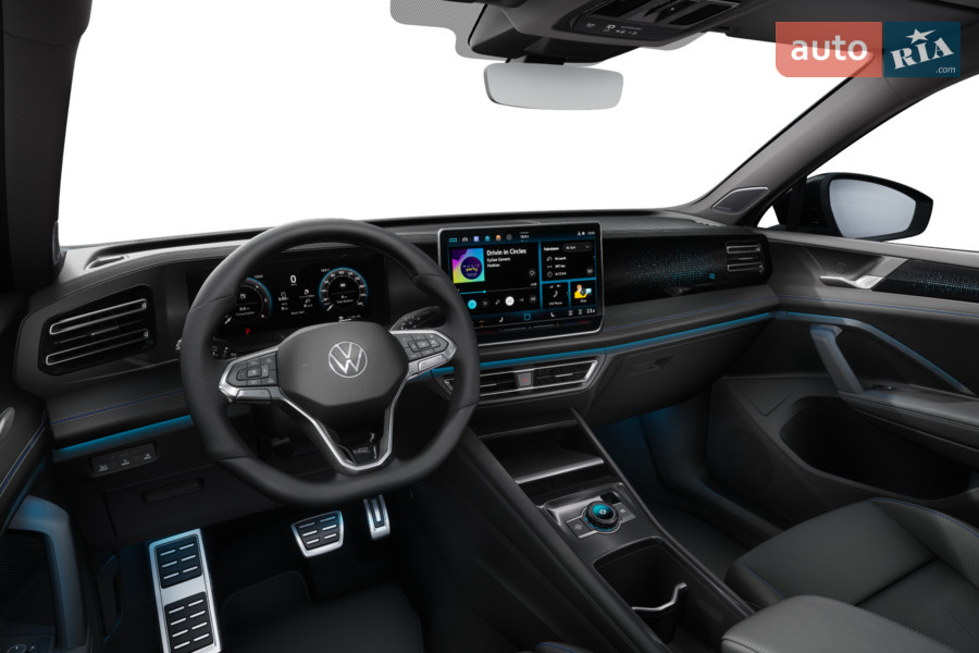 Volkswagen Tiguan - фото 9
