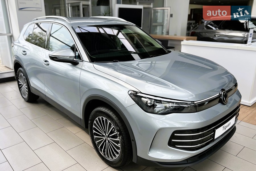 Volkswagen Tiguan - фото 1