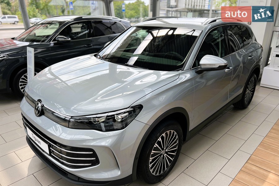 Volkswagen Tiguan - фото 3